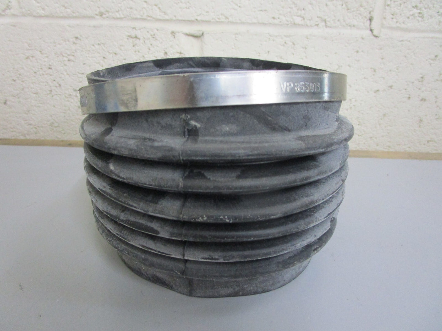 *NEW OEM* 0820 Volvo Penta Rubber Bellow 875827