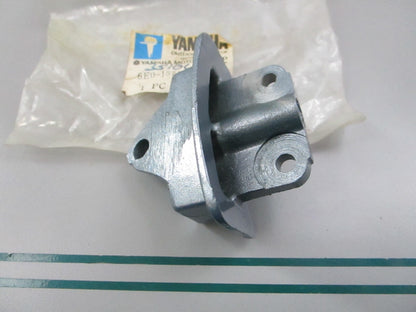 NEW OEM 6E0-15758-80-EK Yamaha Starter Bracket 0810
