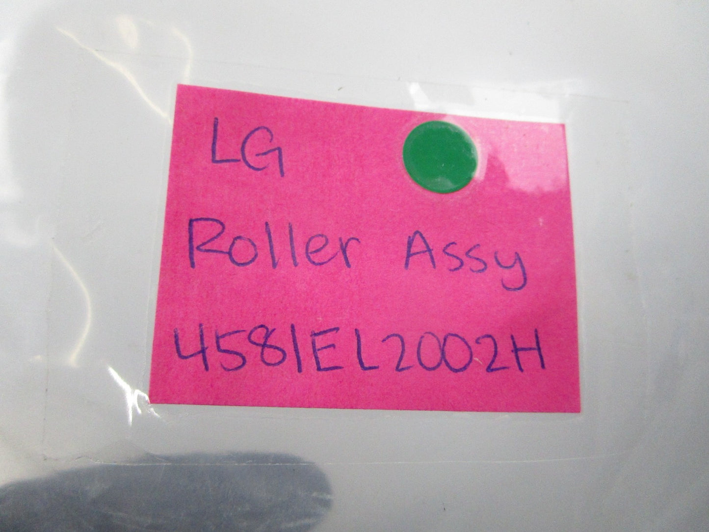 NEW OEM 4581EL2002H LG Roller Assembly 0810