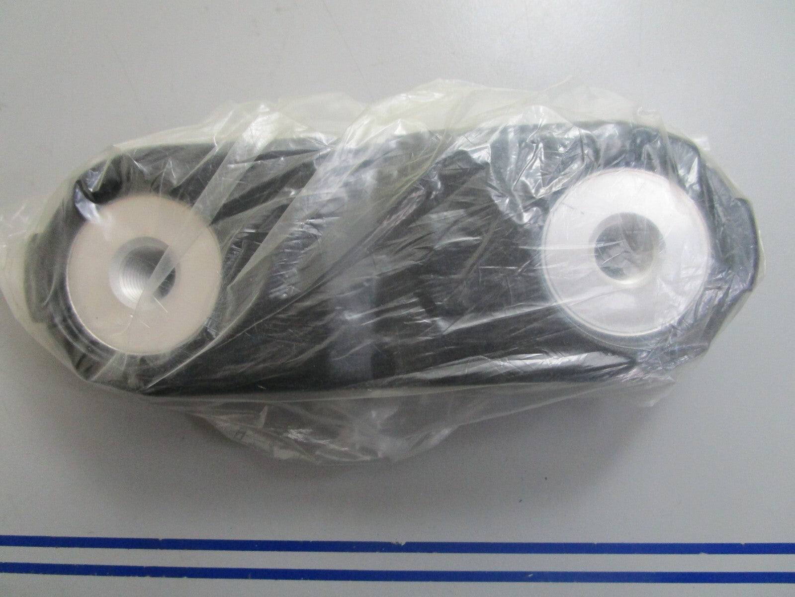 *NEW OEM* 0820 Suzuki Lower Thrust Mount 54151-96J01