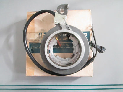 NEW OEM 384548 0384548 OMC Johnson Evinrude Plate Timer Magneto Base 0820