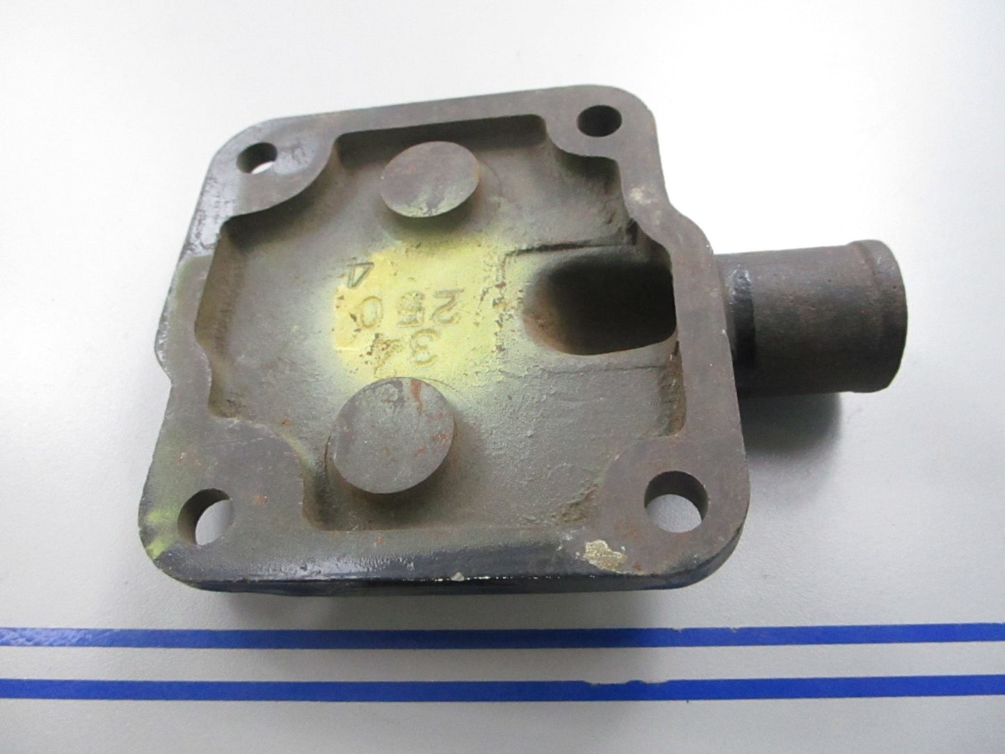 *NEW OEM* 0720 Mercury Mercruiser End Cap Manifold 38731