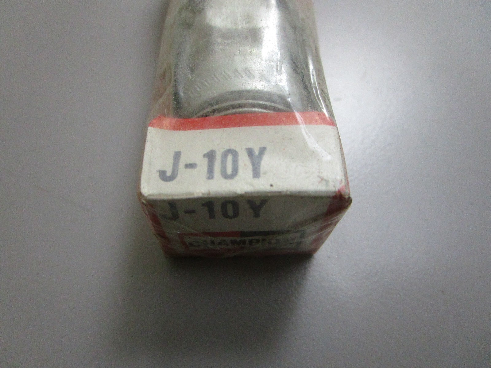 *NEW* 0810 Champion Spark Plug J-10Y