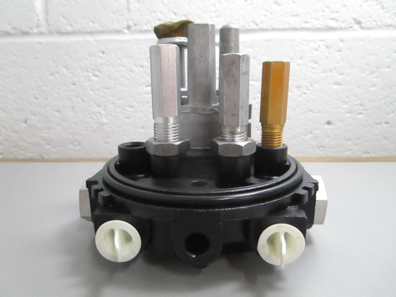 *NEW OEM* 0820 Mercury Quicksilver Adaptor 18528