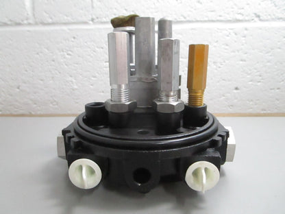 *NEW OEM* 0820 Mercury Quicksilver Adaptor 18528