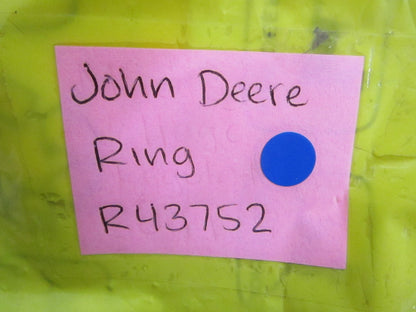 *NEW OEM* 0820 John Deere Ring R43752