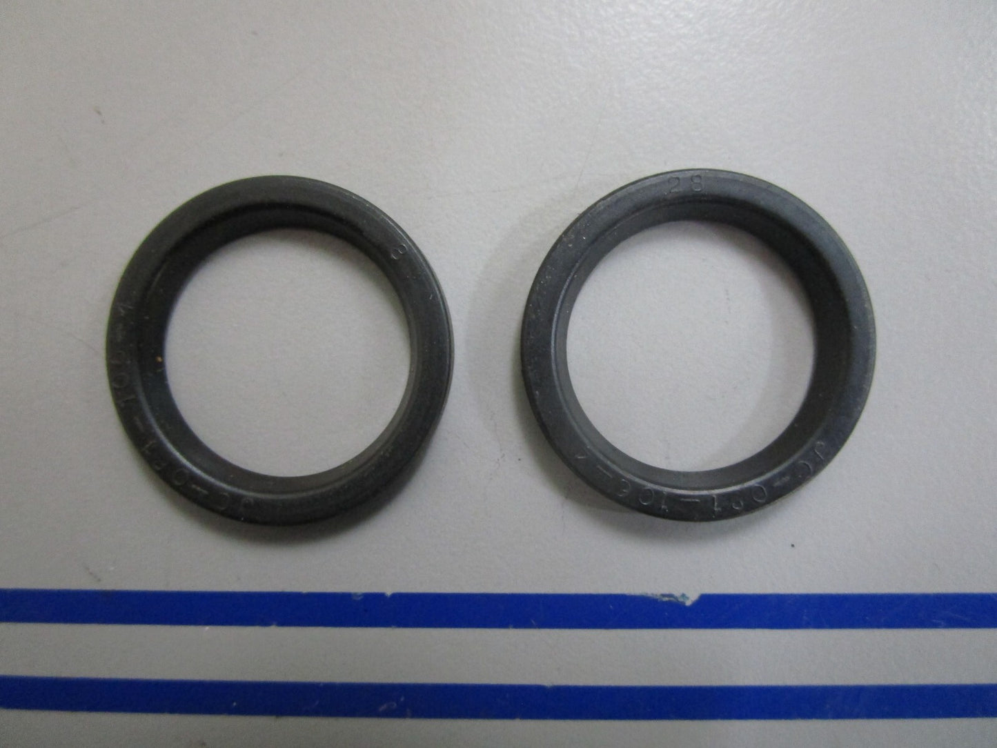 *NEW OEM* (LOT OF 2) 0810 Mercury Quicksilver Seal 26-32540