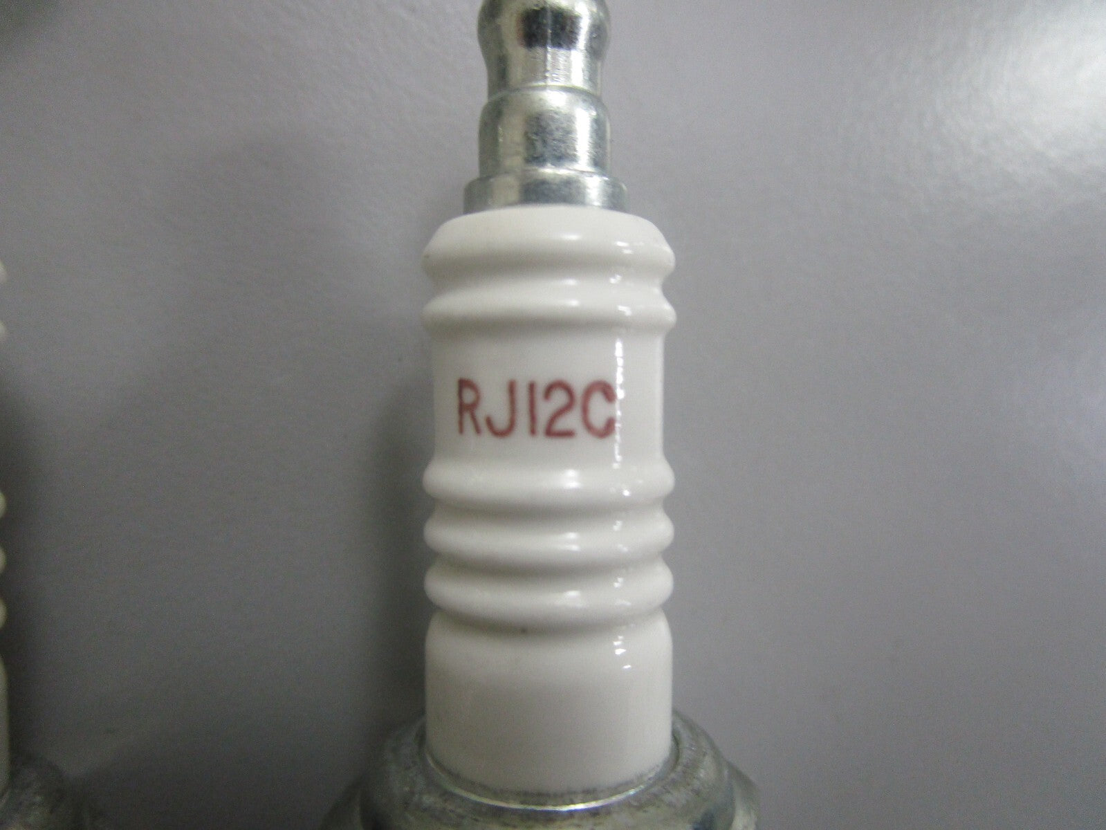 *NEW* (LOT OF 8) 0810 Champion Spark Plug RJ12C