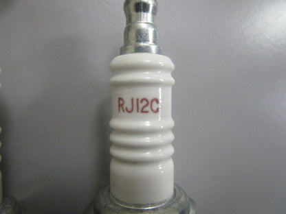*NEW* (LOT OF 8) 0810 Champion Spark Plug RJ12C