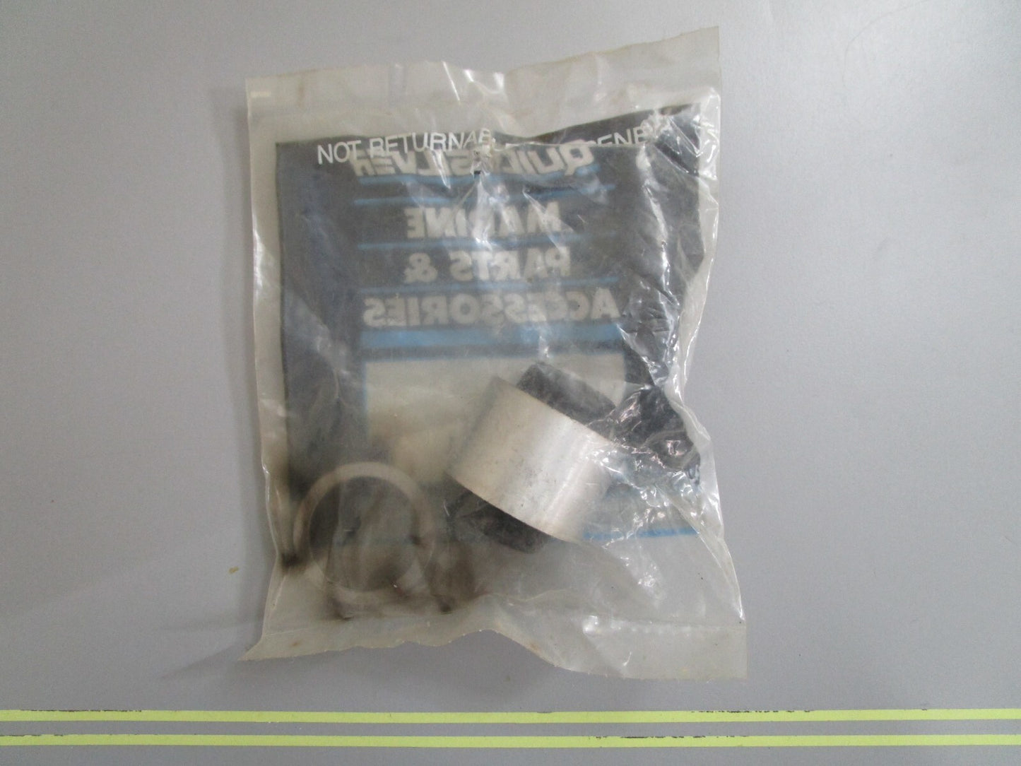 *NEW OEM* 0810 Mercury Quicksilver Rubber Mount 99297A2