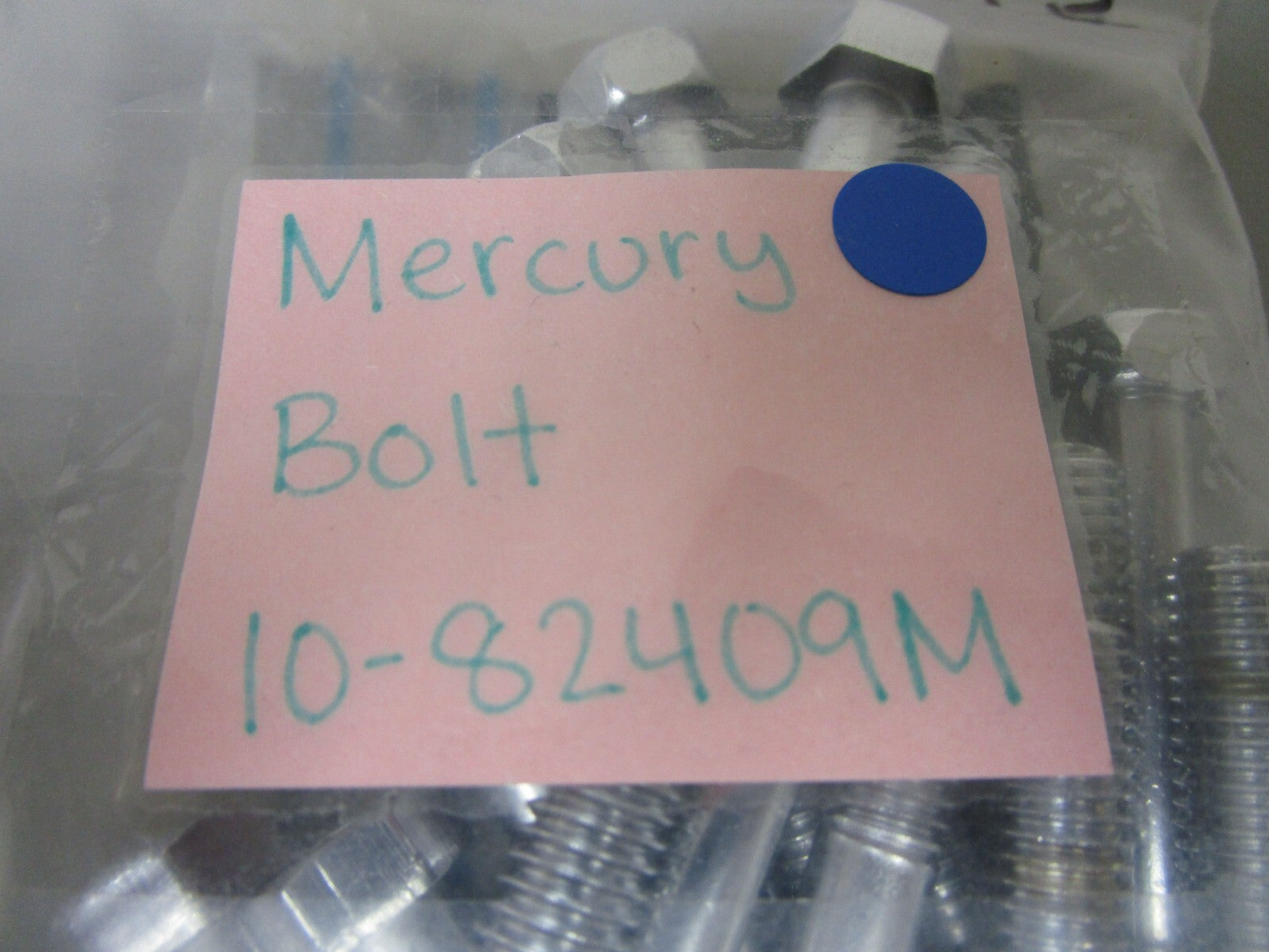 *NEW OEM* (LOT OF 5) 0770 Mercury Quicksilver Bolt 10-82409M