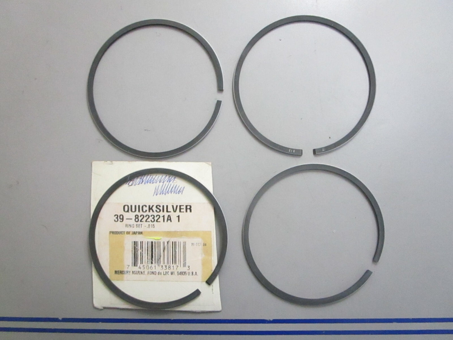 *NEW OEM* 0820 Mercury Quicksilver 4 Piston Ring Set 39-822321A1