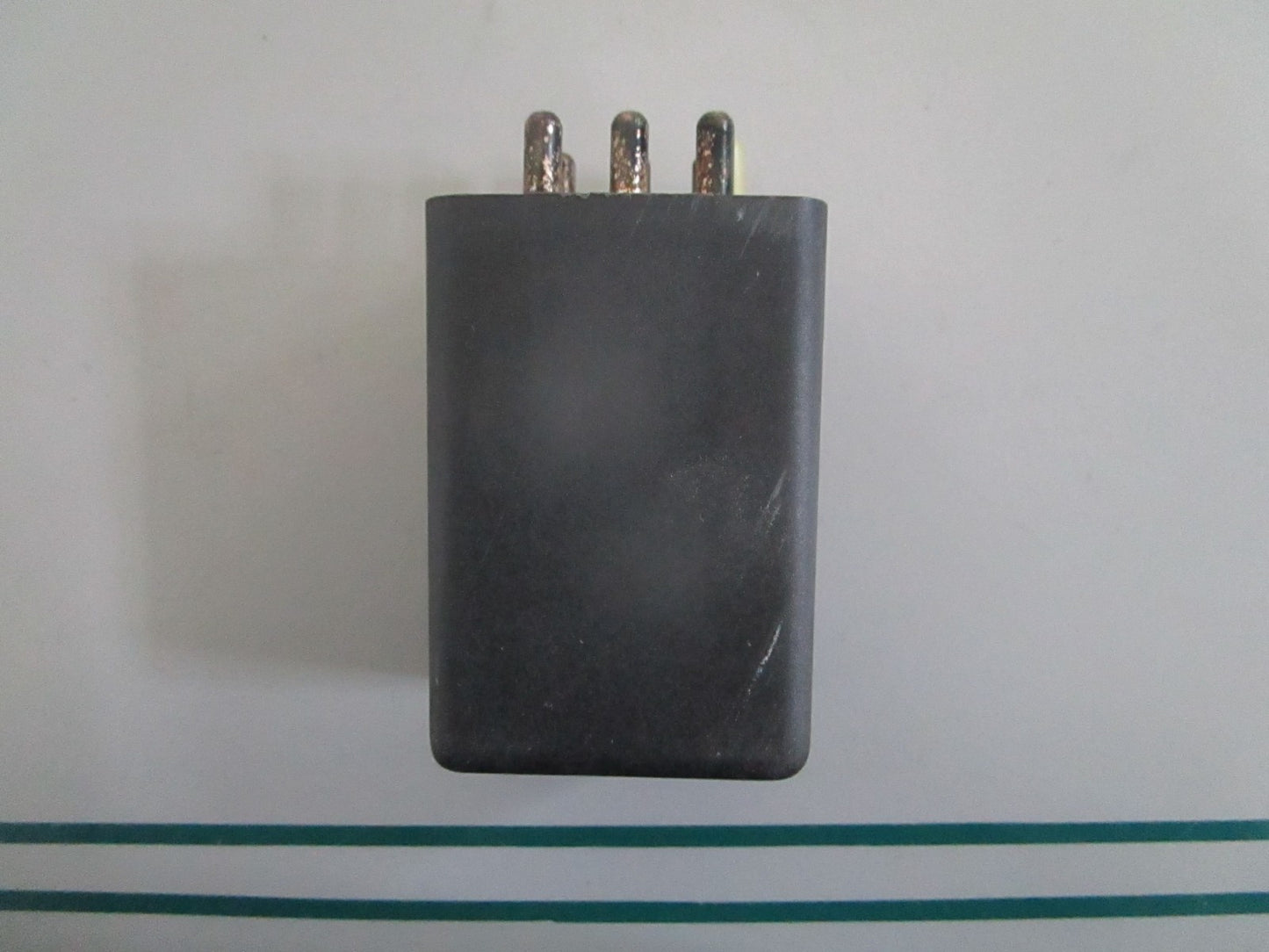 NEW OEM 0015450605 Mercedes-Benz Fuel Pump Relay 0820