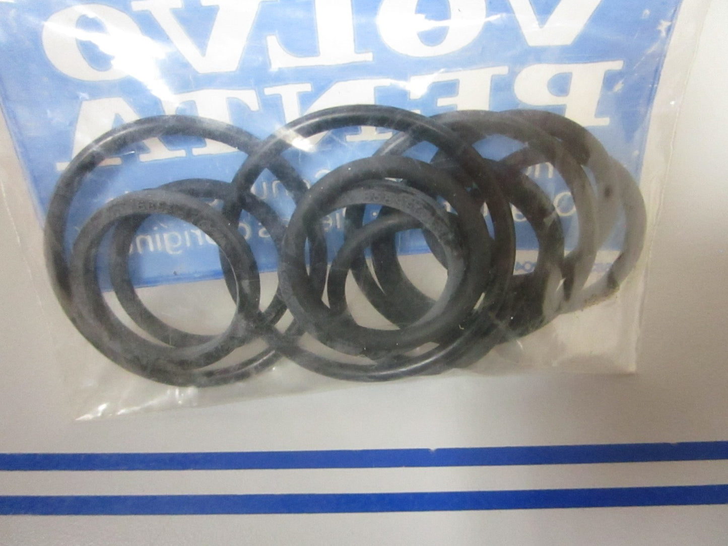 *NEW OEM* 0720 Volvo Penta Gasket Kit 876229-6