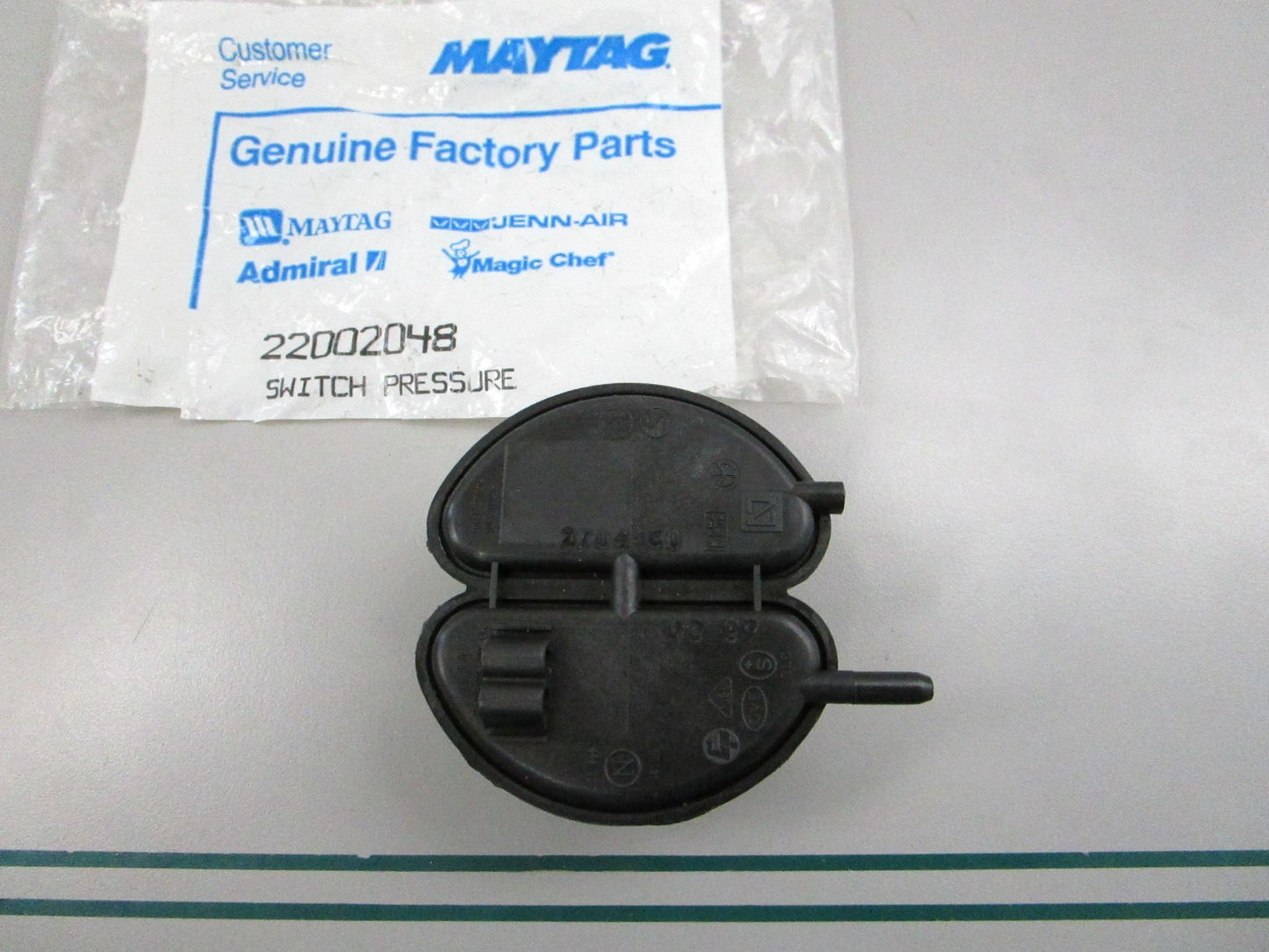 NEW OEM 22002048 Maytag Pressure Switch 0810