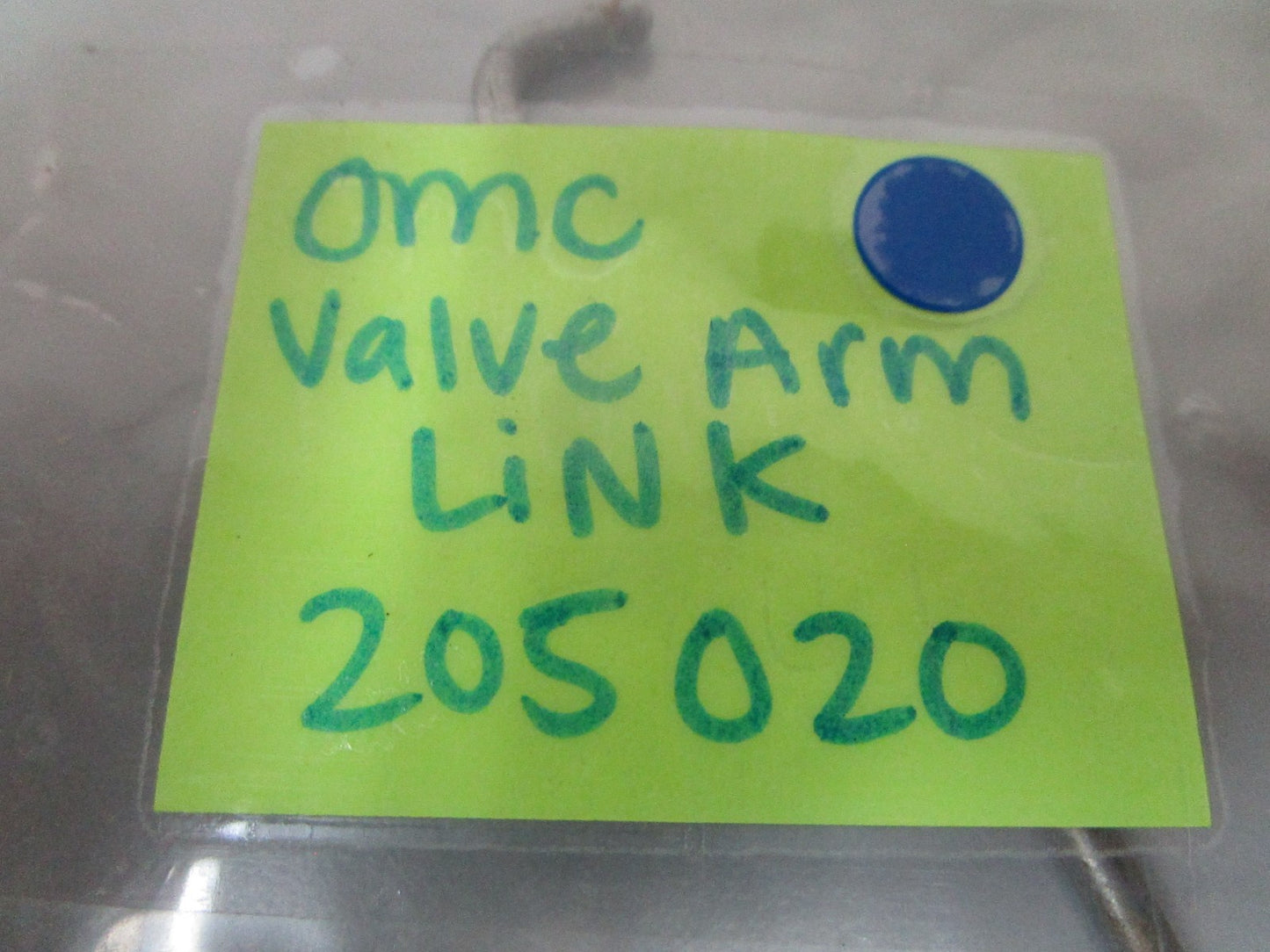 NEW OEM 205020 0205020 OMC Johnson Evinrude Valve Arm Link 0720