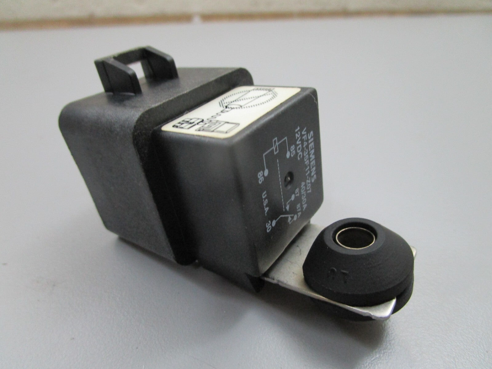 *NEW OEM* 0810 Mercury Quicksilver Relay Assembly 828151A1