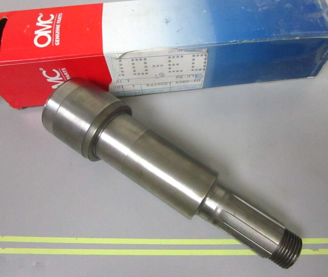 *NEW OEM* 0720 OMC Johnson Evinrude Shaft & Sleeve Assembly 382883 0382883