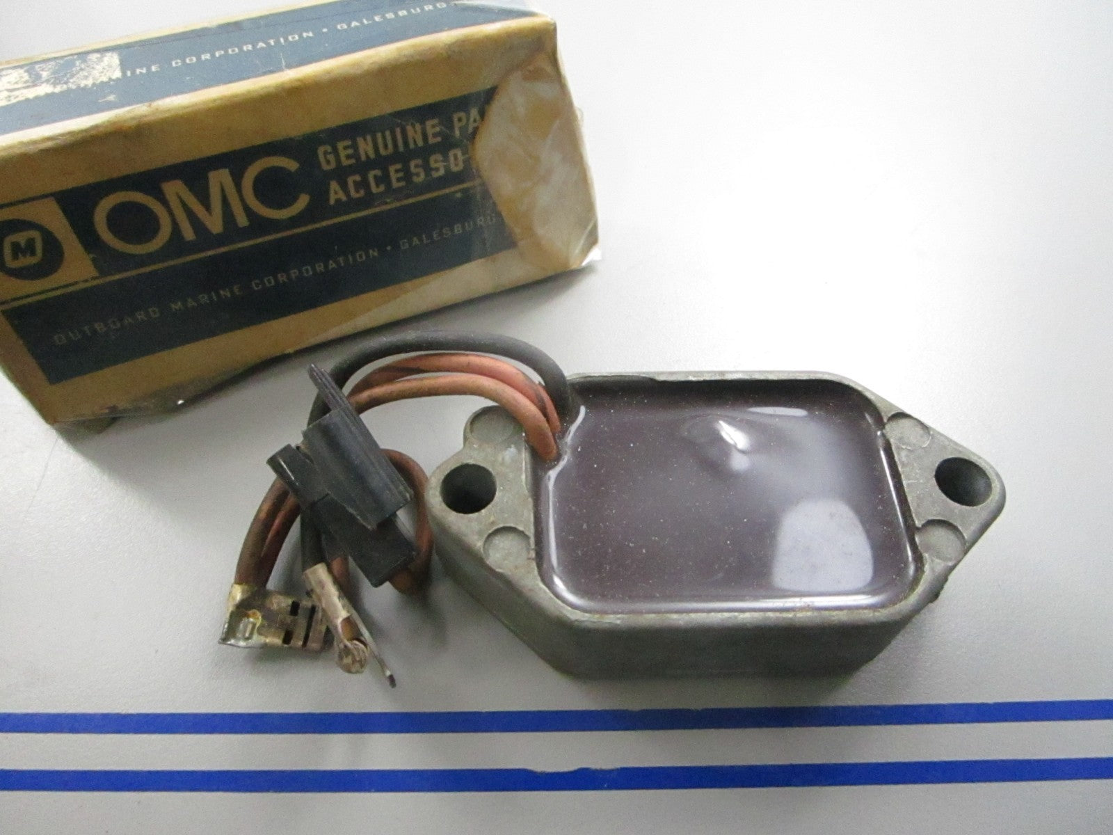 *NEW OEM* 0810 OMC Johnson Evinrude Rectifier 580877 0580877