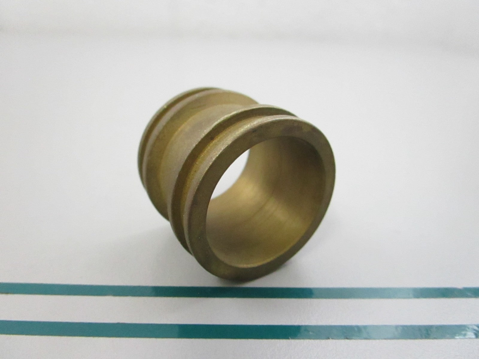 NEW OEM 842966 Volvo Penta Pipe Seal 0810