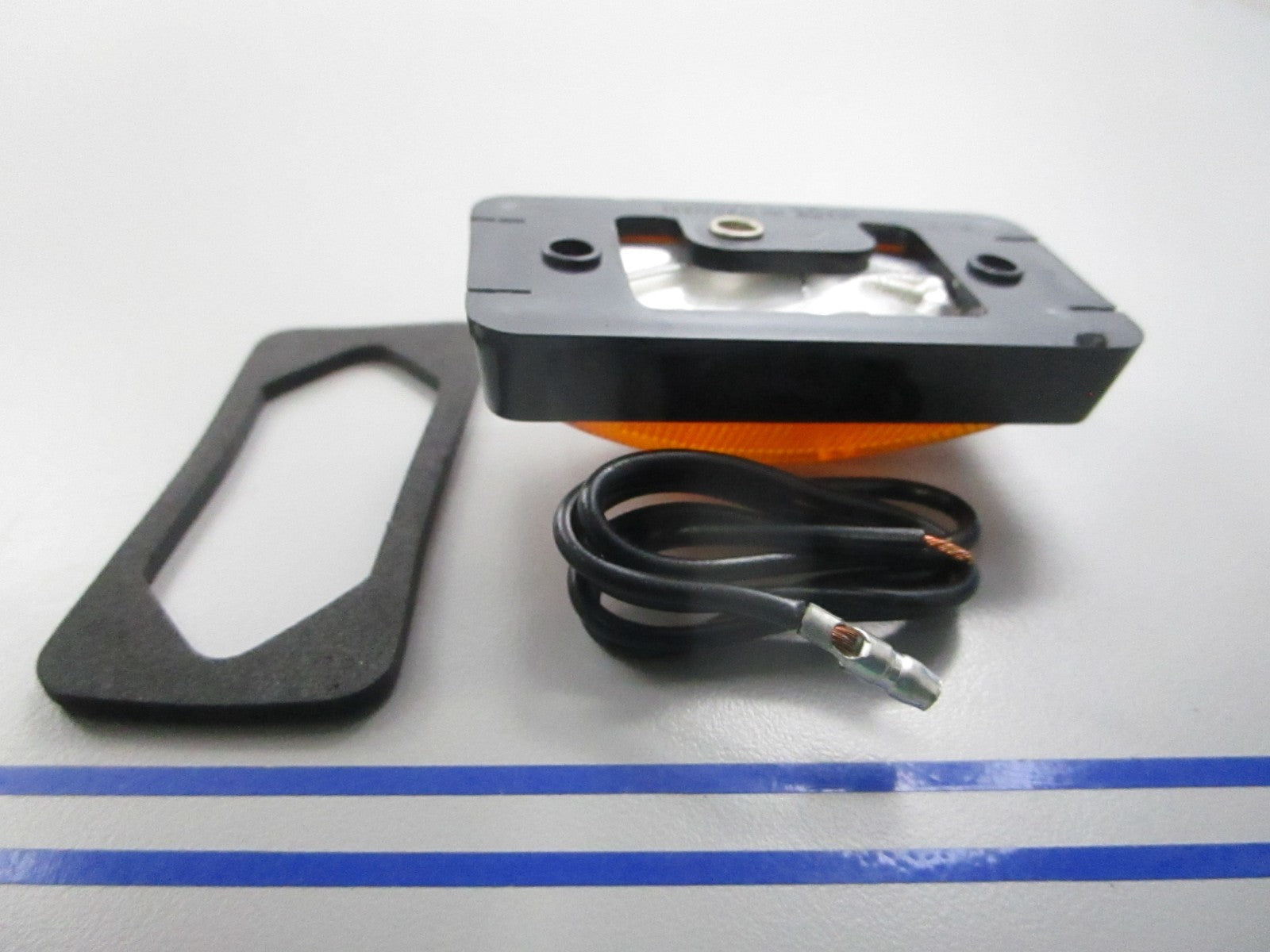 NEW 50-52621 Seachoice Marker Light 0810
