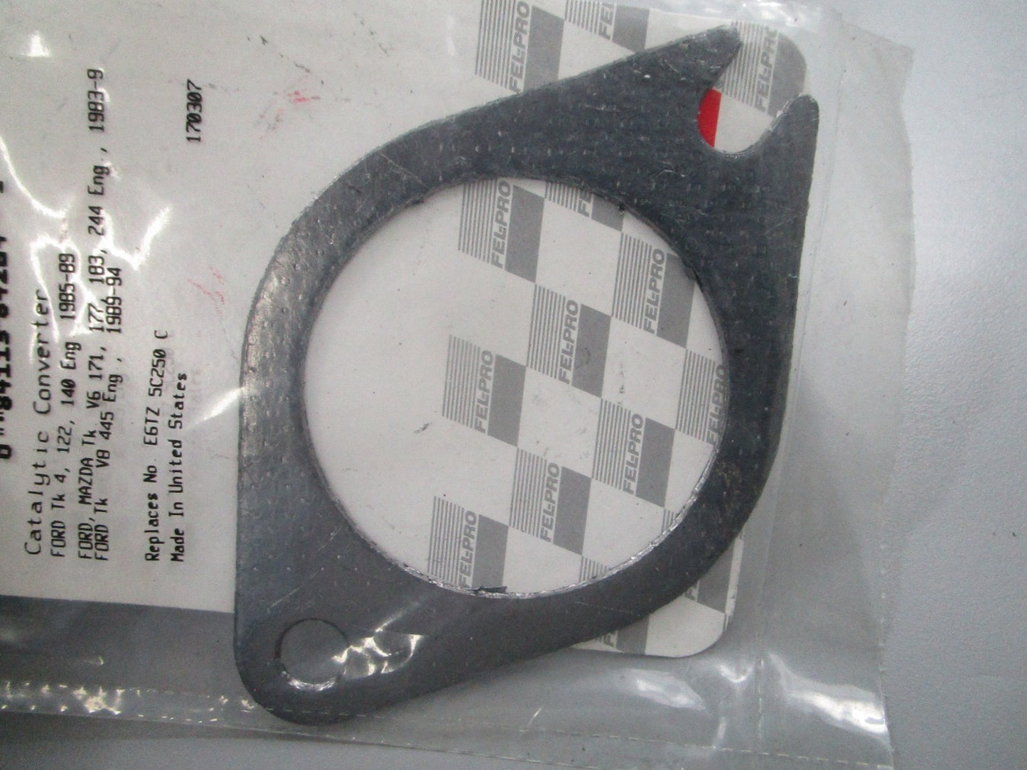 *NEW* 0810 Fel-Pro Gasket 60679