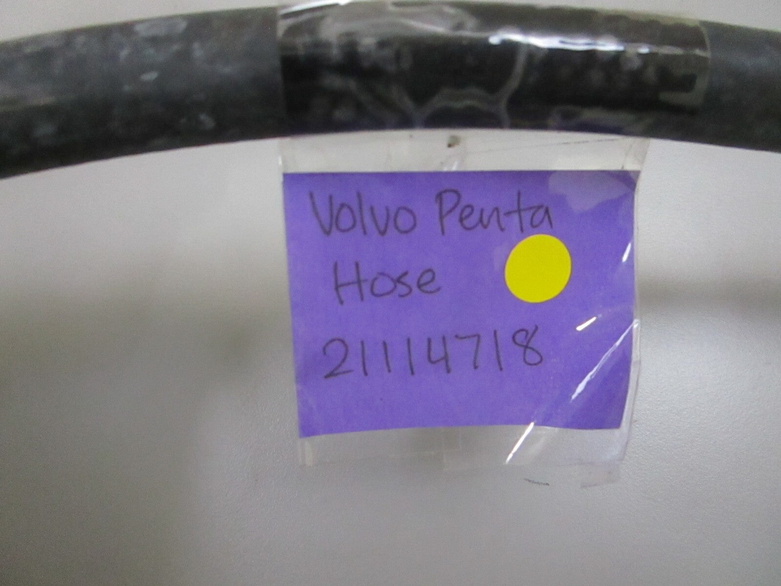 *NEW OEM* 0810 Volvo Penta Hose 21114718