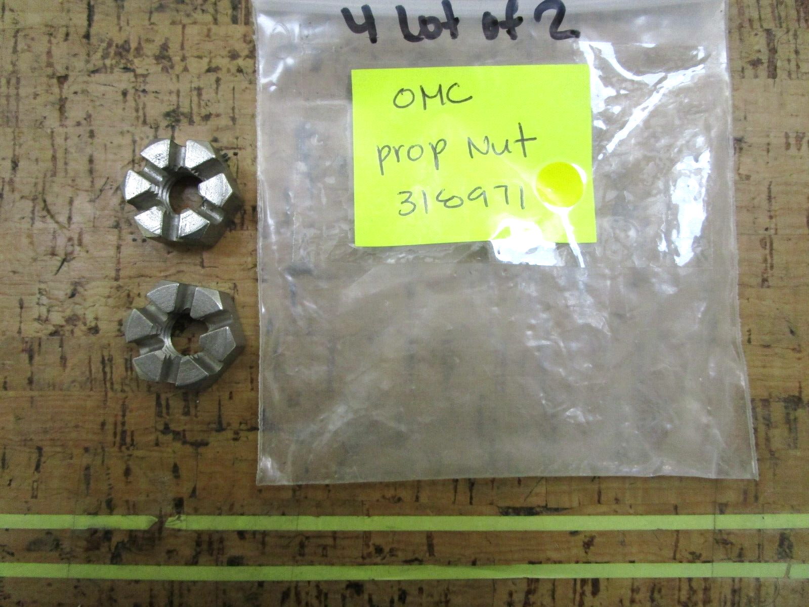 *NEW OEM* (LOT OF 2) 0750 OMC Johnson Evinrude PROP NUT 318971 0318971