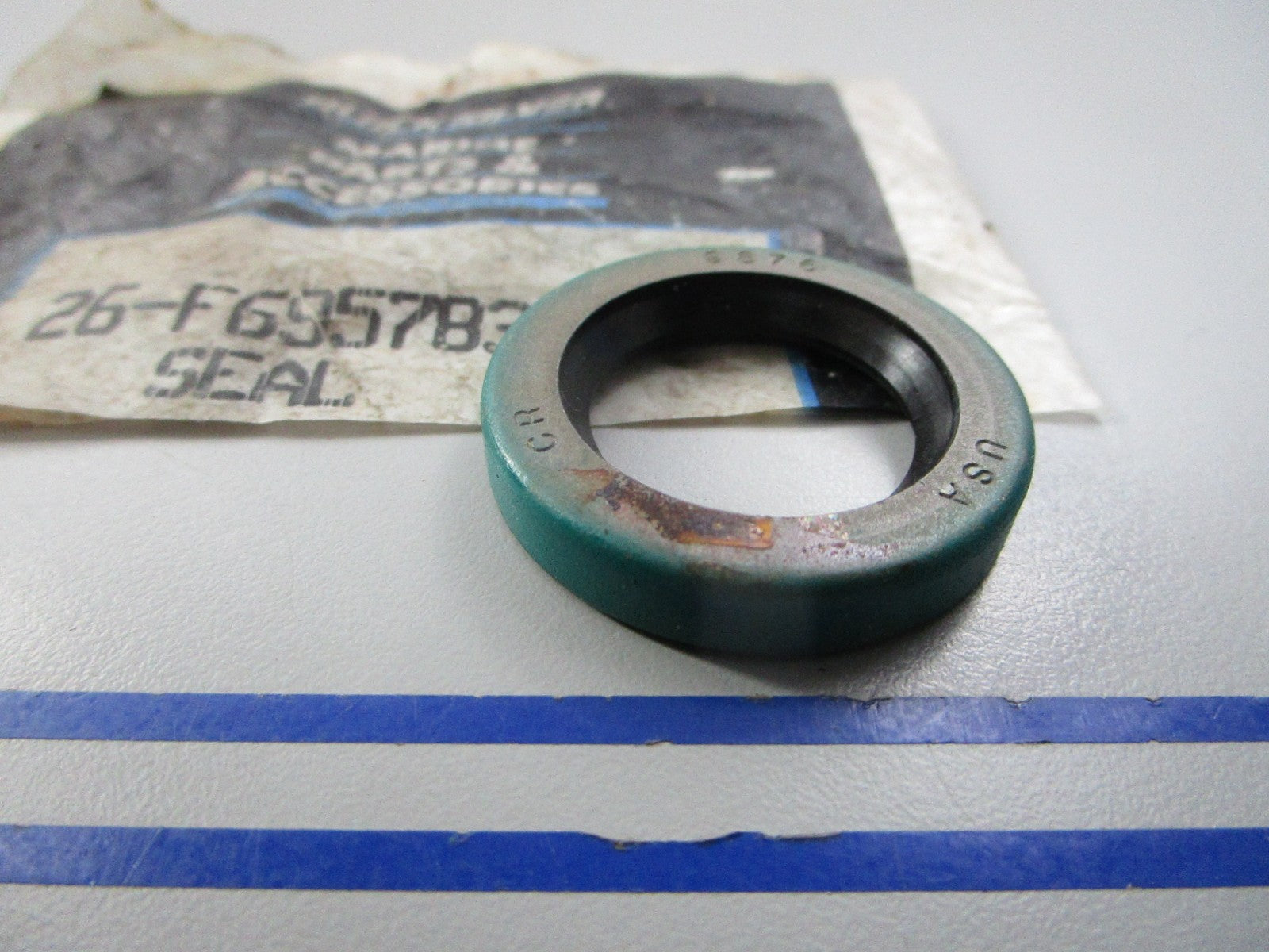 NEW OEM 26-F695783 Mercury Quicksilver Seal 0810