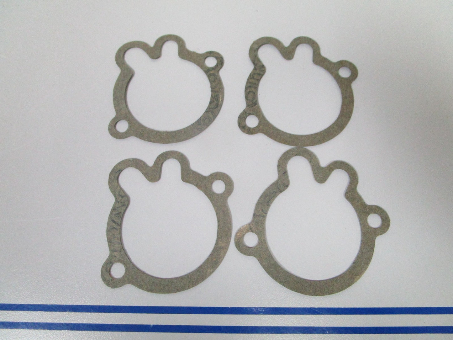 NEW OEM (LOT OF 4) 305441 0305441 OMC Johnson Evinrude Gasket 0810