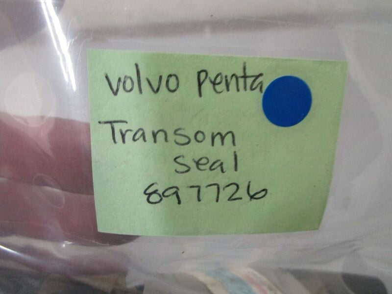 *NEW OEM* 0770 Volvo Penta Transom Seal 897726