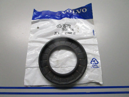 *NEW OEM* 0810 Volvo Penta Seal 853670