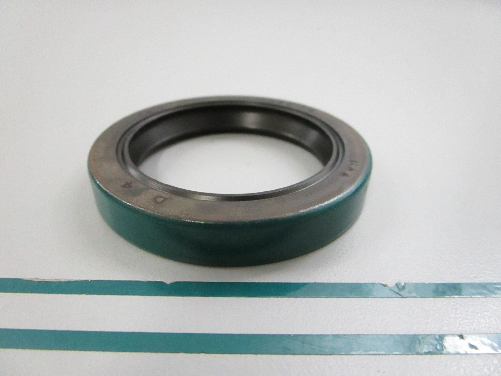 NEW OEM 14033199 General Motor Seal 0810