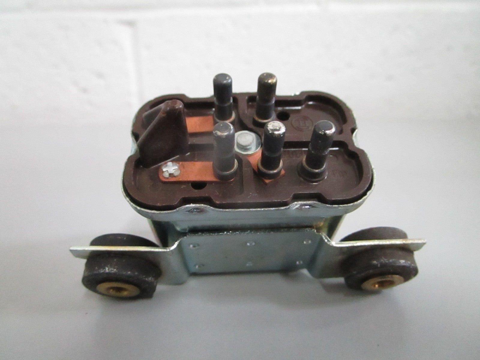 NEW OEM 0005425919 0332202001 Mercedes-Benz Relay 0820