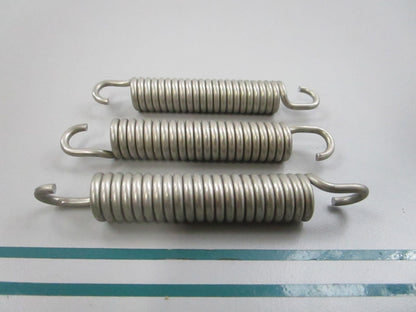 NEW OEM (LOT OF 3) 90506-26M01-00 Yamaha Spring 0810