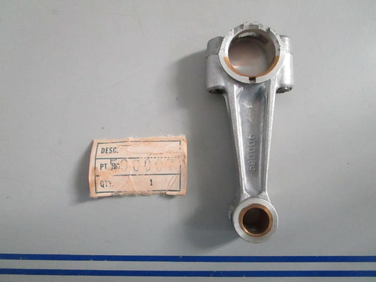 NEW OEM 590007 0590007 OMC Johnson Evinrude Connecting Rod 0820