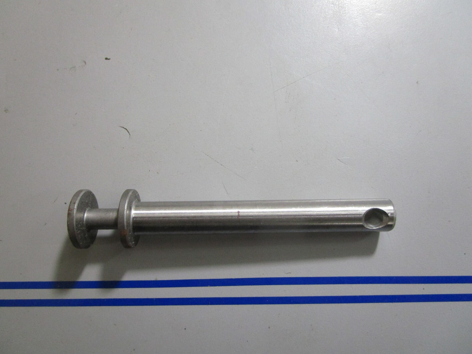 *NEW OEM* 0770 OMC Johnson Evinrude Shifter Shaft 334143 0334143