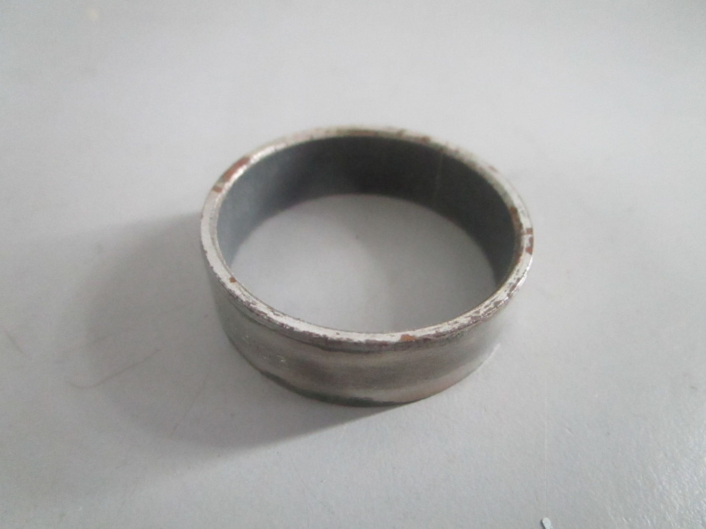 NEW OEM 909501 0909501 OMC Johnson Evinrude Bushing 0820