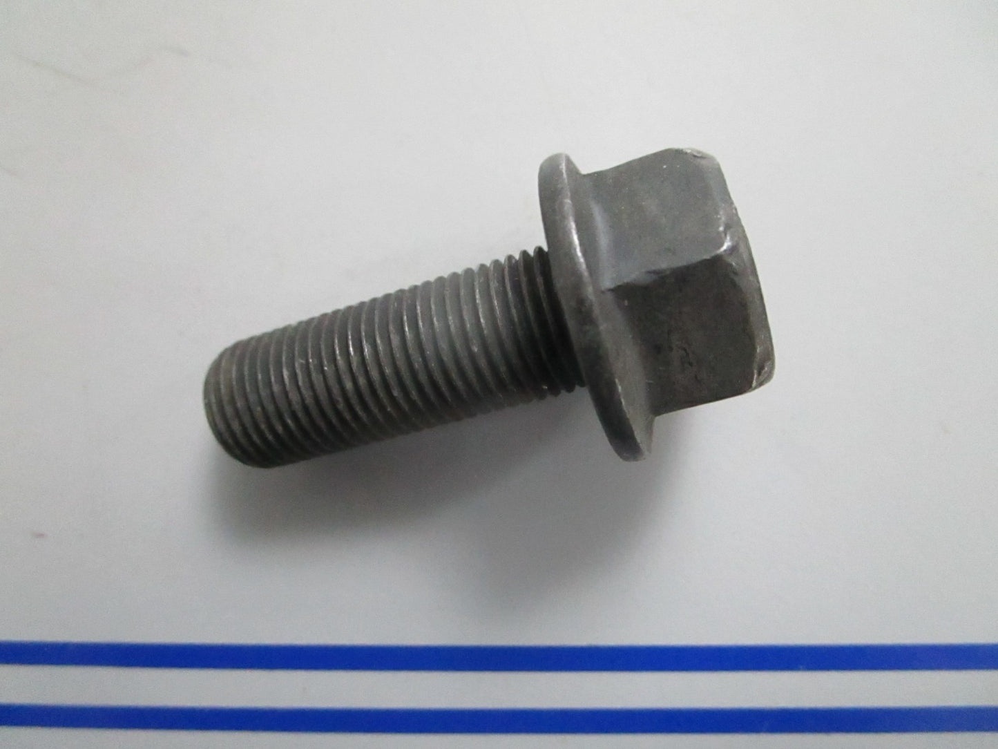*NEW OEM* 0820 Volvo Penta Bolt 3853502