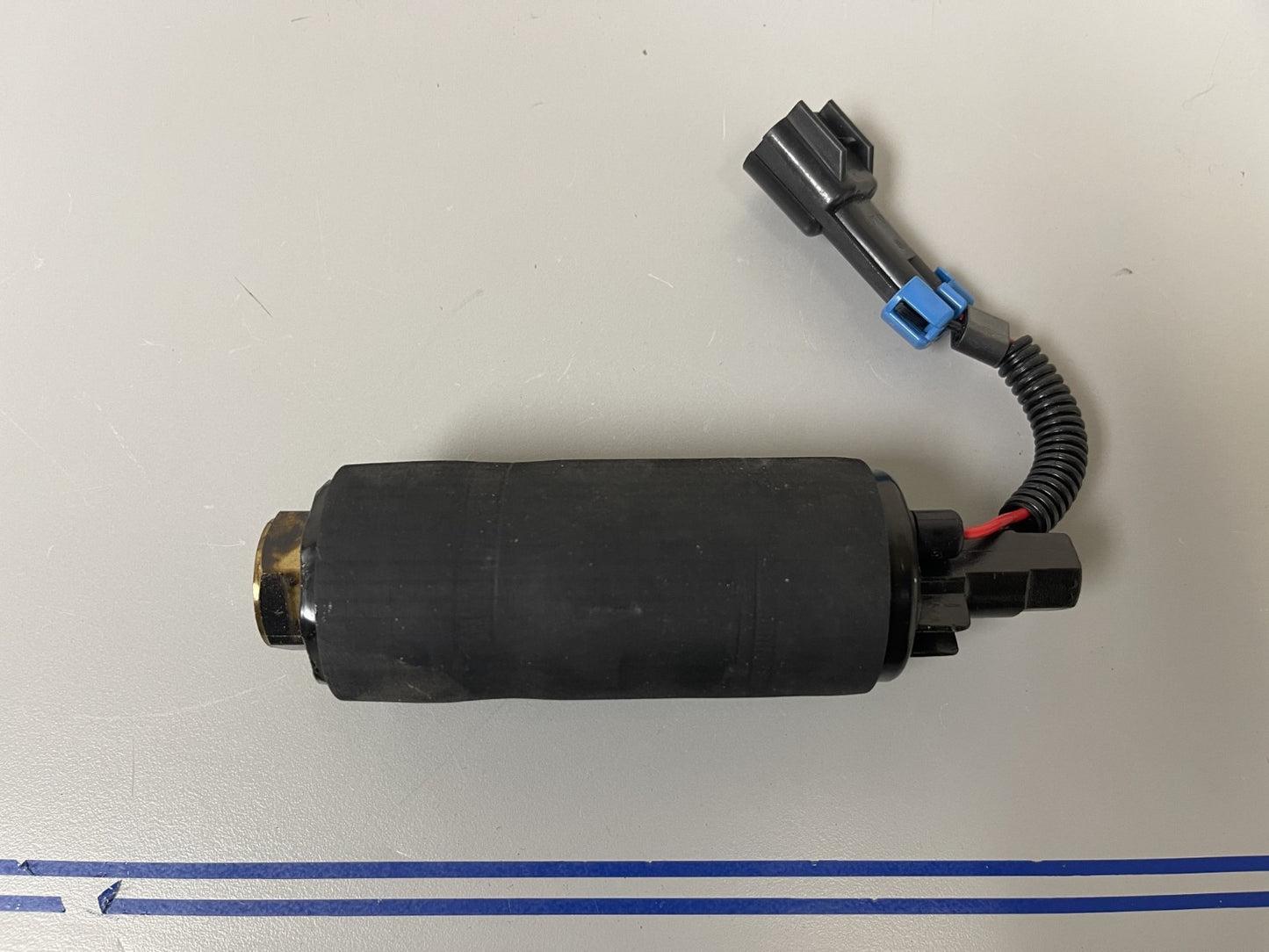 NEW OEM 855843A2 Mercury Fuel Pump 0670