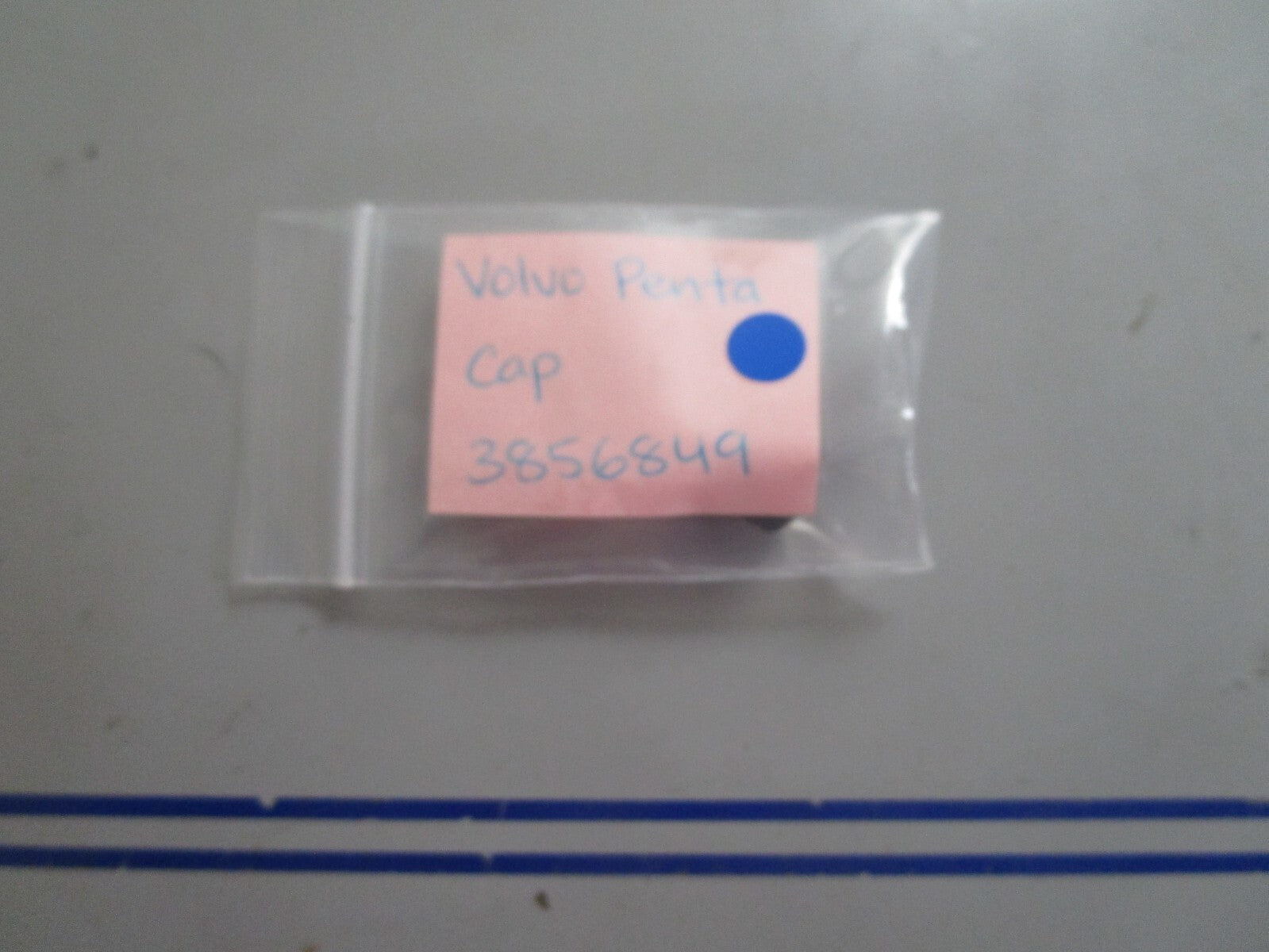 *NEW OEM* 0810 Volvo Penta Cap 3856849