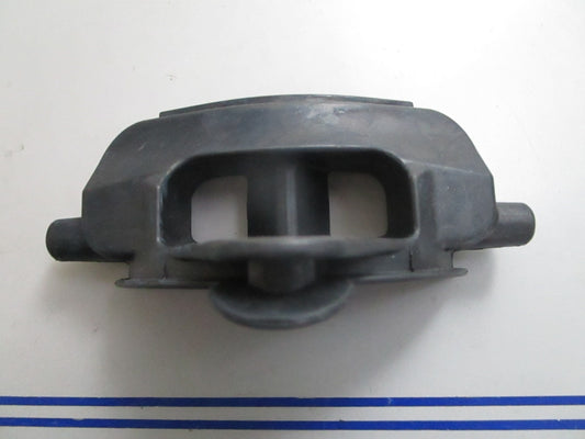 *NEW OEM* 0820 OMC Johnson Evinrude Grommet 350501 0350501