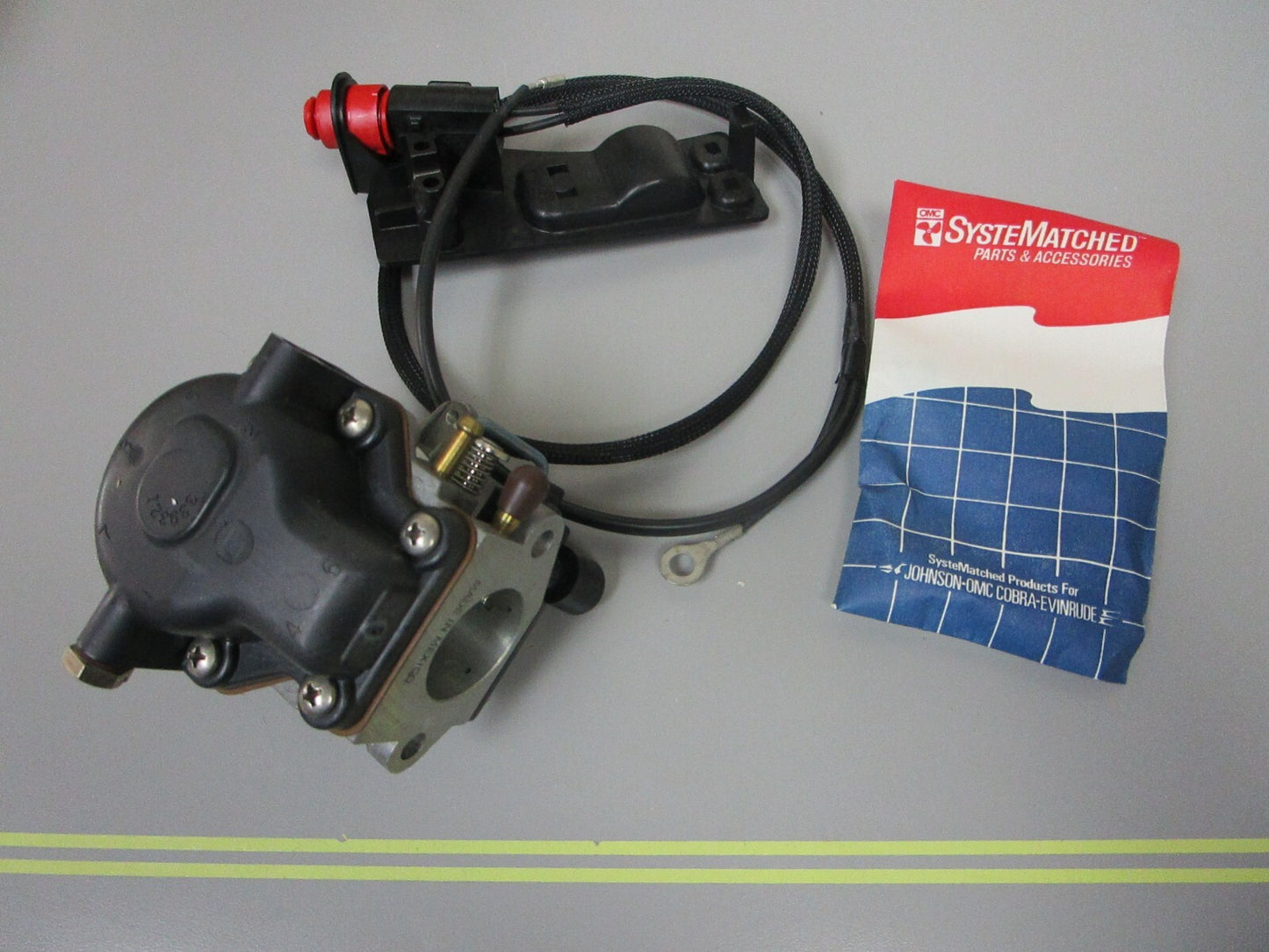 *NEW OEM* 0720 OMC Johnson Evinrude Carburetor & Switch Assembly 502107 0502107