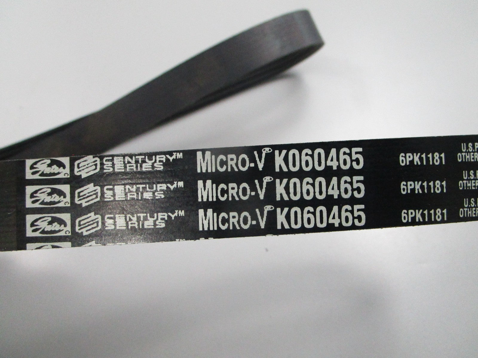 NEW K060465 Gates Micro-V Serpentine Belt 0810