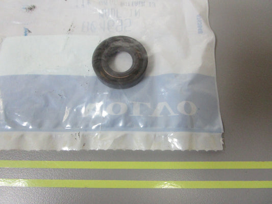 *NEW OEM* 0810 Volvo Penta Seal Ring 804695