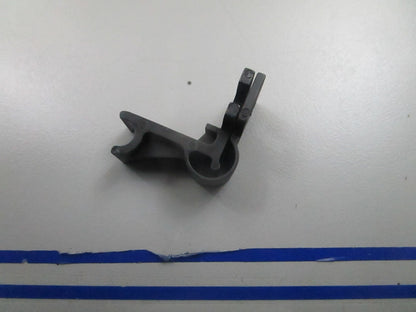*NEW OEM* 0810 OMC Johnson Evinrude Throttle Cable Retainer 336558 0336558