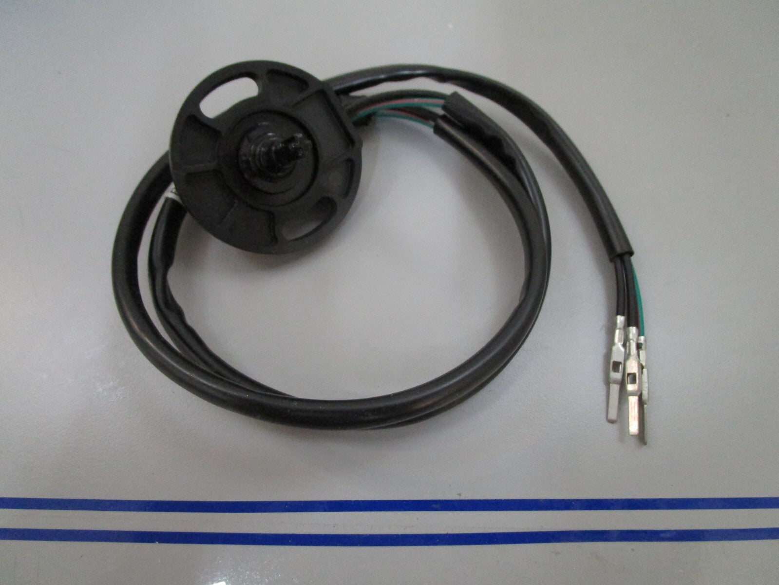 *NEW OEM* 0810 Volvo Penta Sensor 3841840