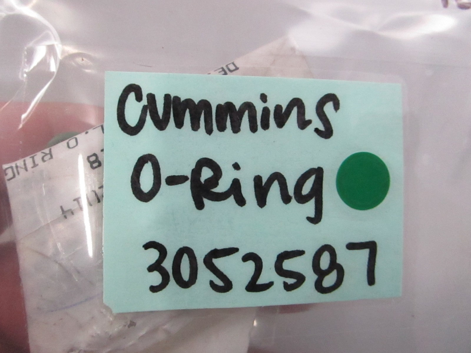 NEW OEM (LOT OF 5) 3052587 Cummins O-Ring 0810