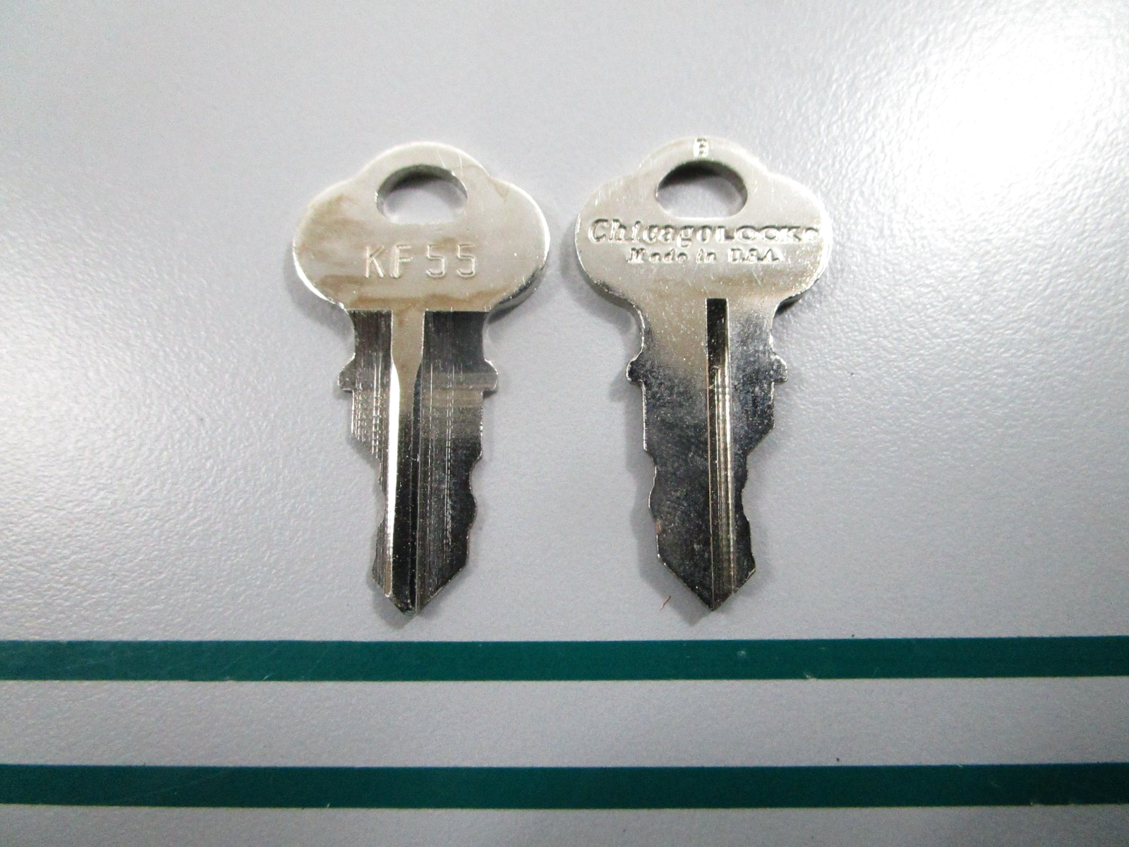 NEW OEM (LOT OF 2) 501570 0501570 OMC Johnson Evinrude Ignition Key KF55 0810