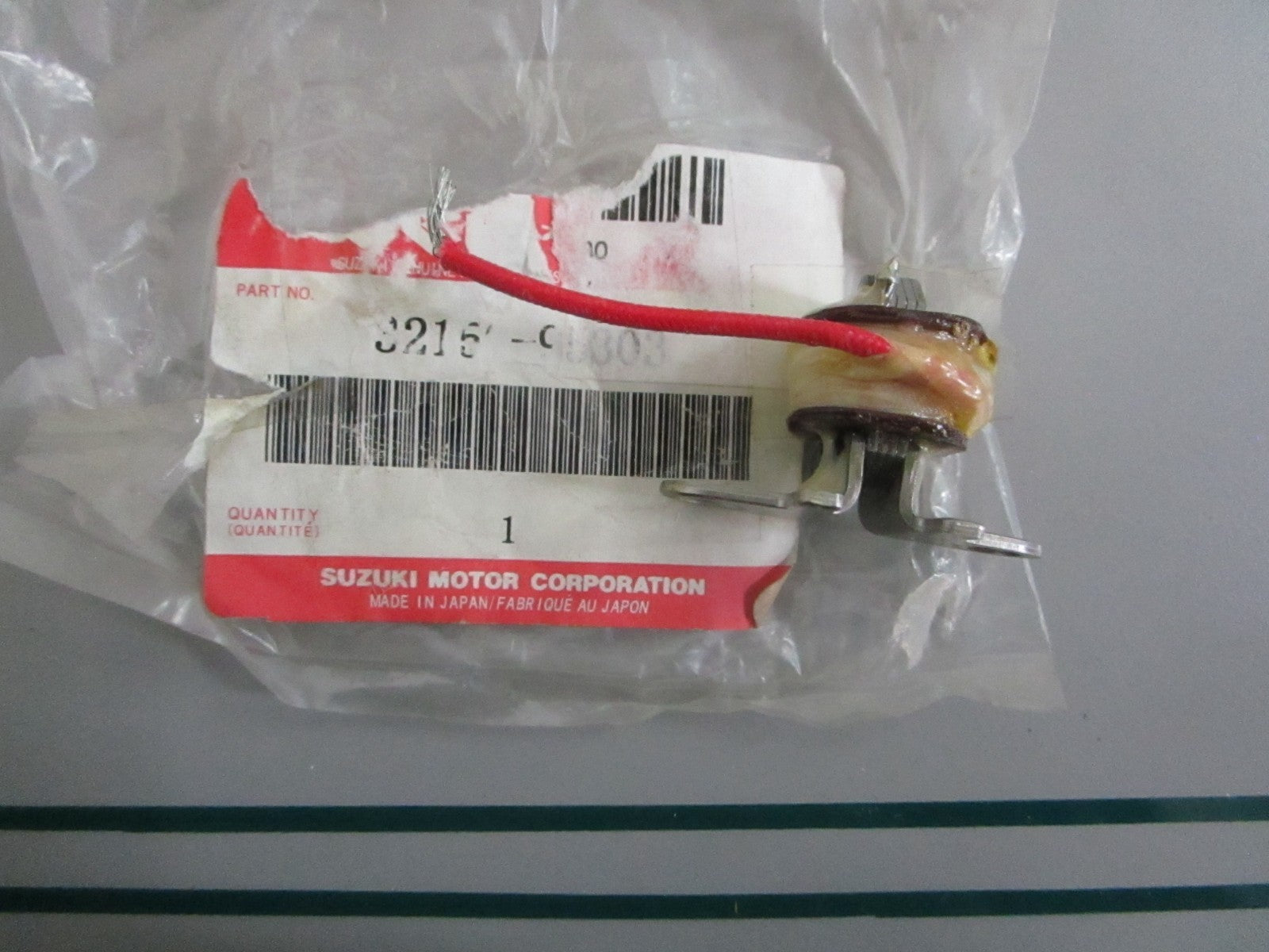 NEW OEM 32150-95303 Suzuki Ignition Timing Sensor 0820